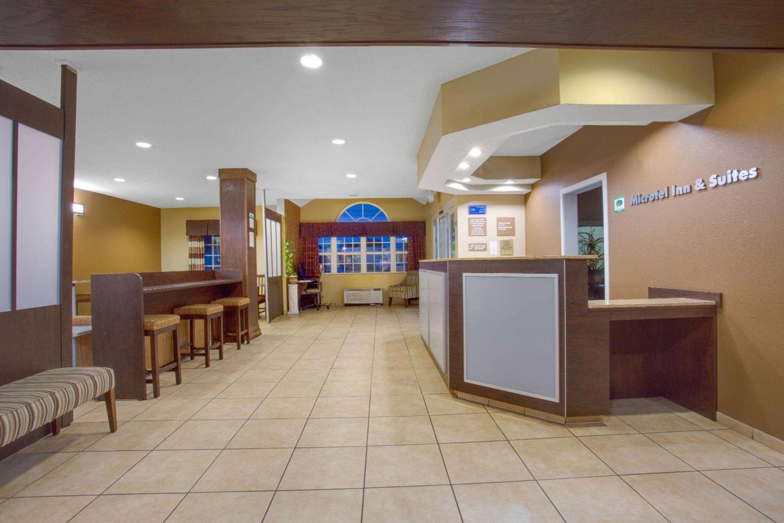 Microtel Inn & Suites By Wyndham Harrisonburg